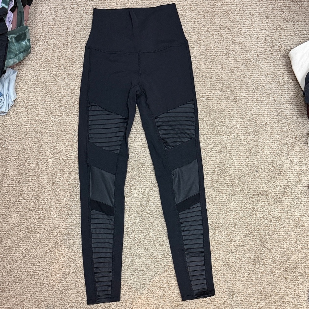 Alo yoga moto Black High Waisted Leggings rise pants panel rib